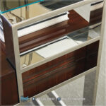Gambar Meja Kantor, Info Meja Kantor, Kursi Meja Kantor Royal, Meja Direktur Mewah, Meja Kantor Mewah, Meja Kerja Direktur, Meja Kursi Kantor Royal, Set Ruang Kantor,Top Kaca Meja Direktur Kaki Stainless Minimalis Jati Natural Brown