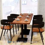 Kursi Cafe Minimalis Besi Estetika Ruang Makan